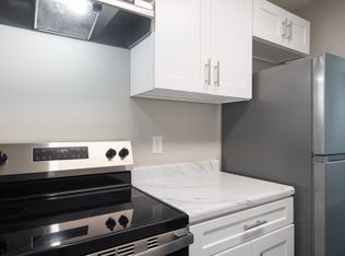 Yorkview Apartments, Hayes, VA 23072