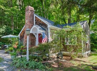 23 Combs Hollow Rd, Randolph Twp., NJ 07869