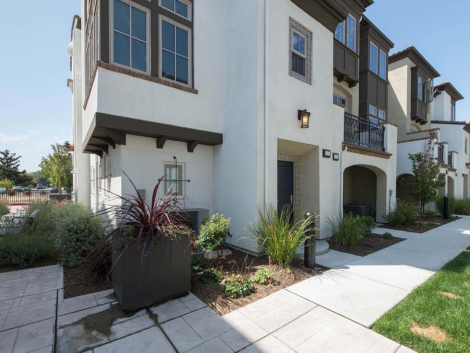 1st image of 123 Sonoma Ter
