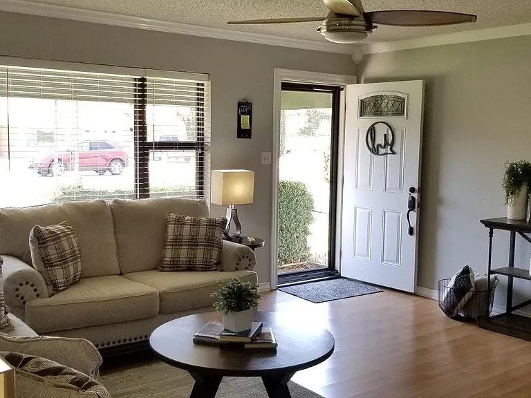 316 W Blanco Dr — Photo 5