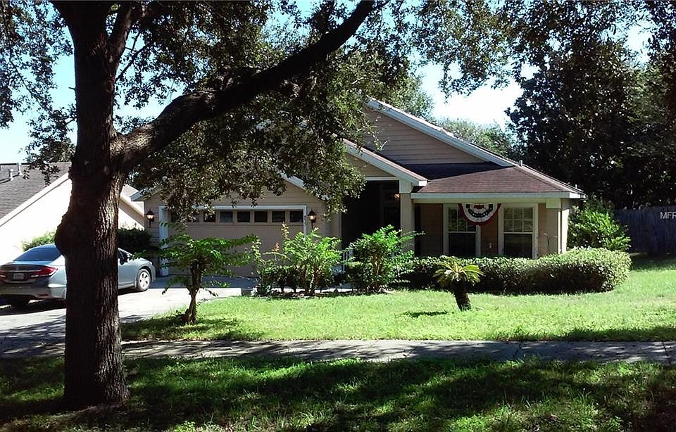 1st image of 835 Elm Forest Dr