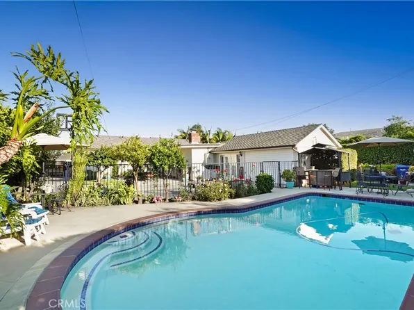10011 Wiley Burke Ave, Downey, CA 90240
