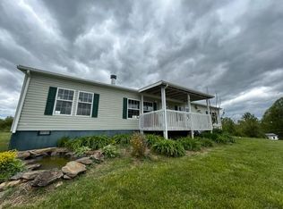 947 Ridge Rd, Austinville, VA 24312