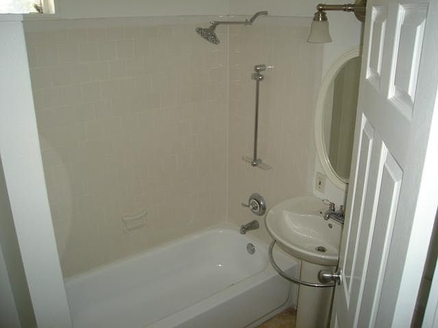 1st image of 4936 W Pine Blvd APT 1