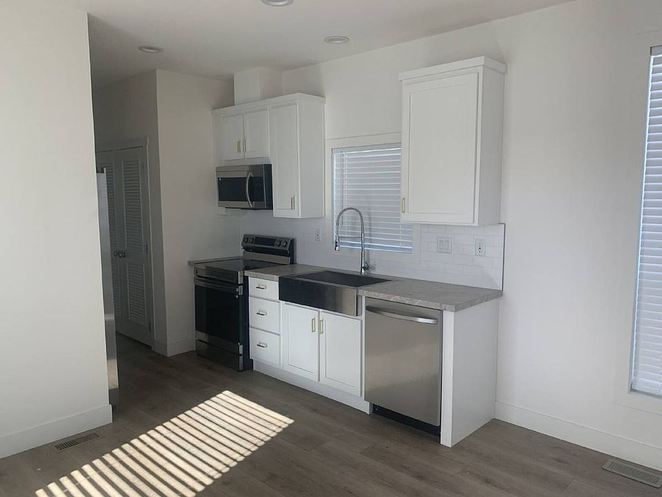 1st image of 66640 Desert View Ave #1