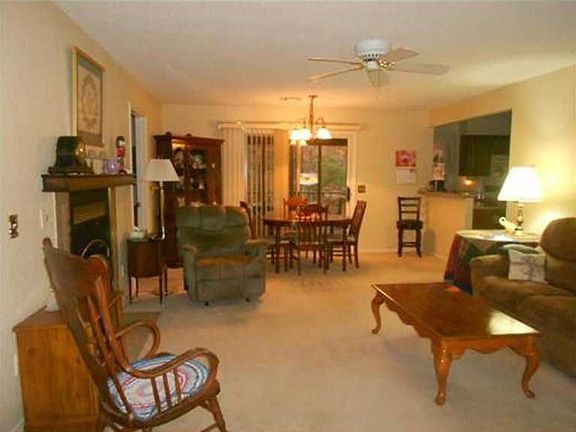 3rd image of 13 Gamlingay Ln