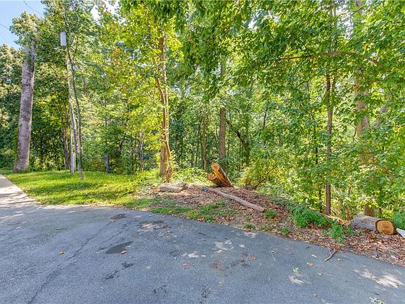 3rd image of 4301 Holiday Heights Dr #41