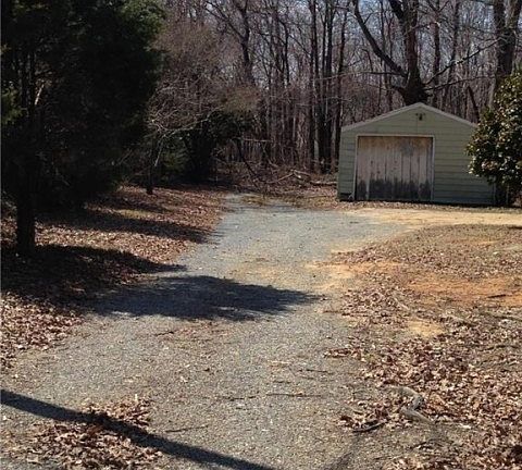 2nd image of 3827 Yanceyville St