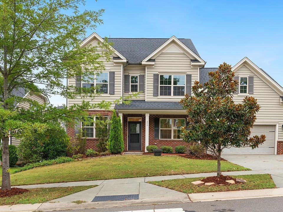 1st image of 369 Papyrus Pl