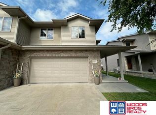 6161 Laroche Rd, Lincoln, NE 68526