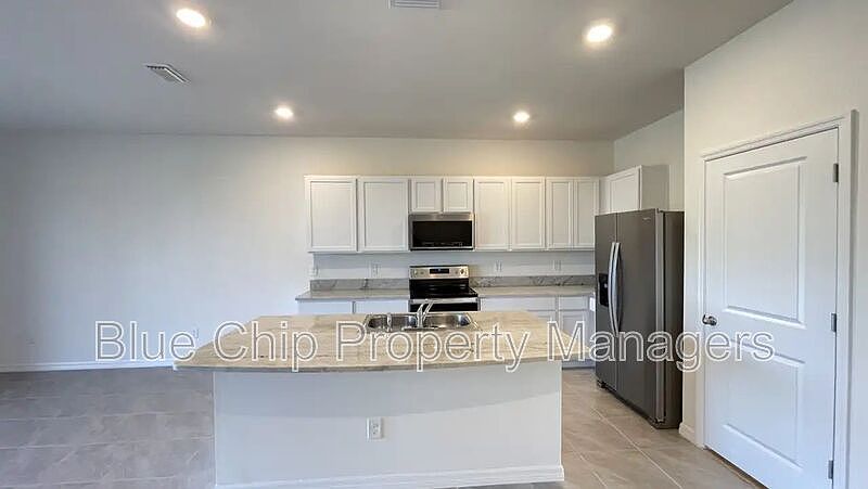 2nd image of 33006 Major Oak Dr