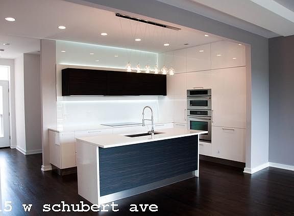 3rd image of 915 W Schubert Ave #1711