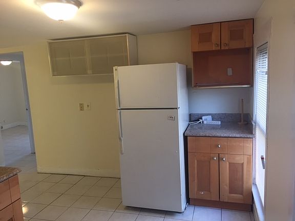 2nd image of 411 Westview Pl #3