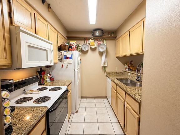 4th image of 8915 McPherson Rd APT 13-B