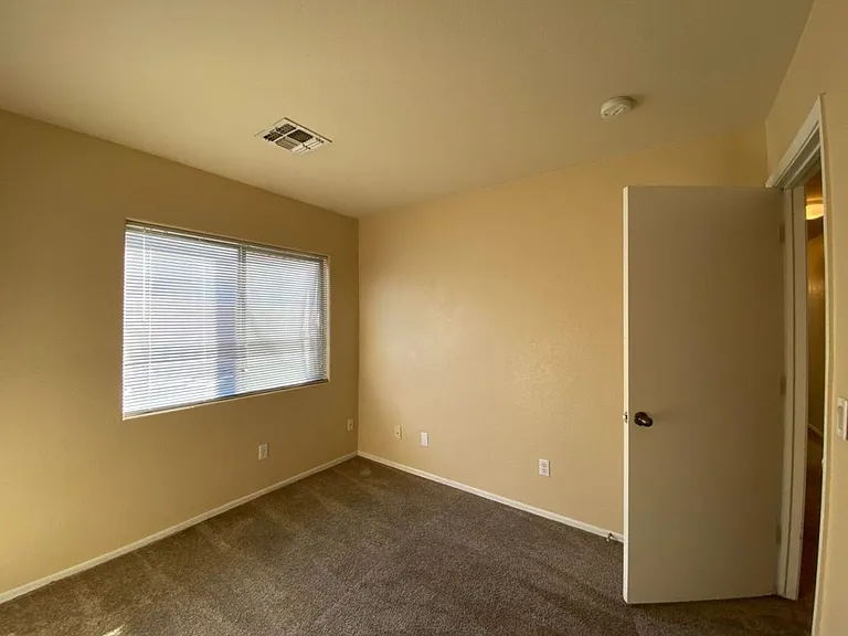 13601 N 129th Dr — Photo 11