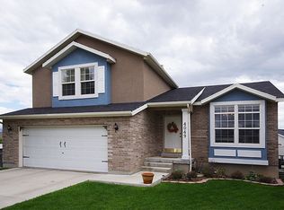4049 W Pine Flats Ct, South Jordan, UT 84009