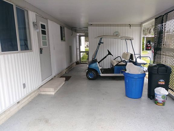 3rd image of 103 Camellia Dr