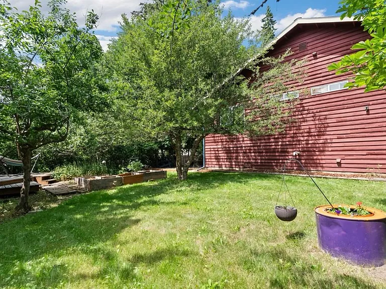 510 Pine Ave — Photo 29