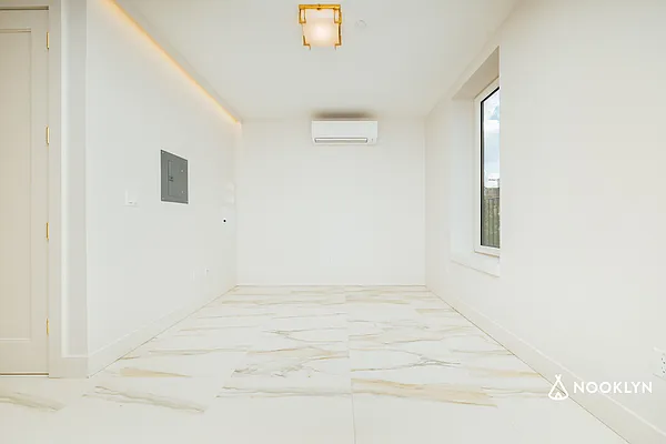 Rented by Nooklyn NYC LLC | media 31