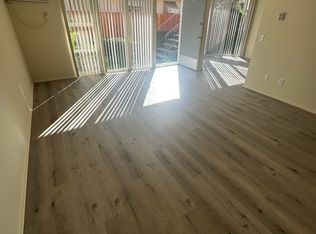 831 E Windsor Rd, Glendale, CA 91205
