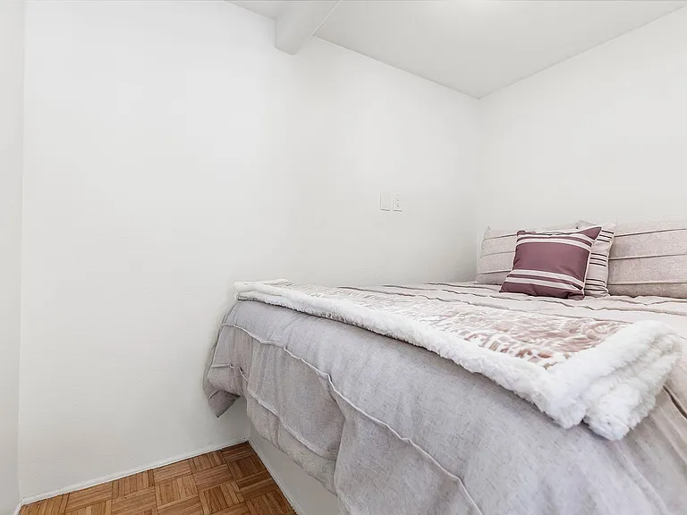 1311 Cave St #B — Photo 20