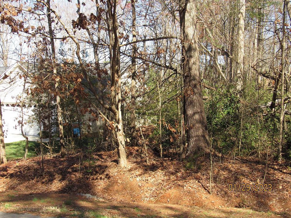 1st image of 1323 34th Avenue Ln NE