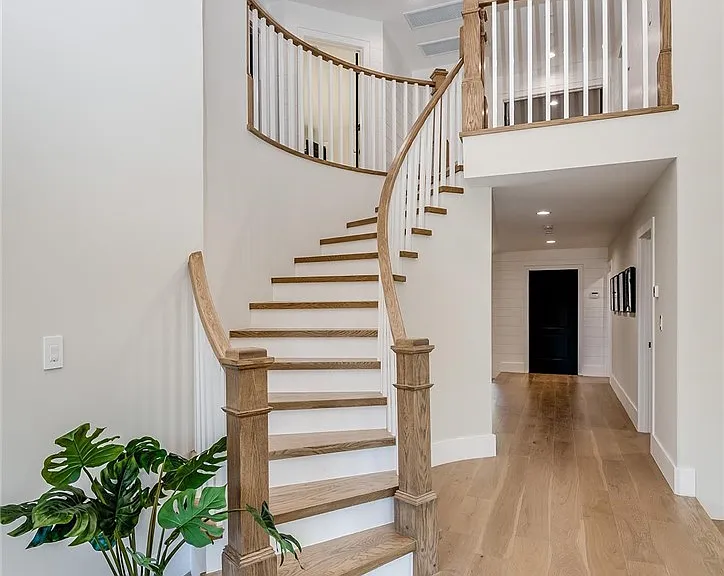14803 Otsego St — Photo 19