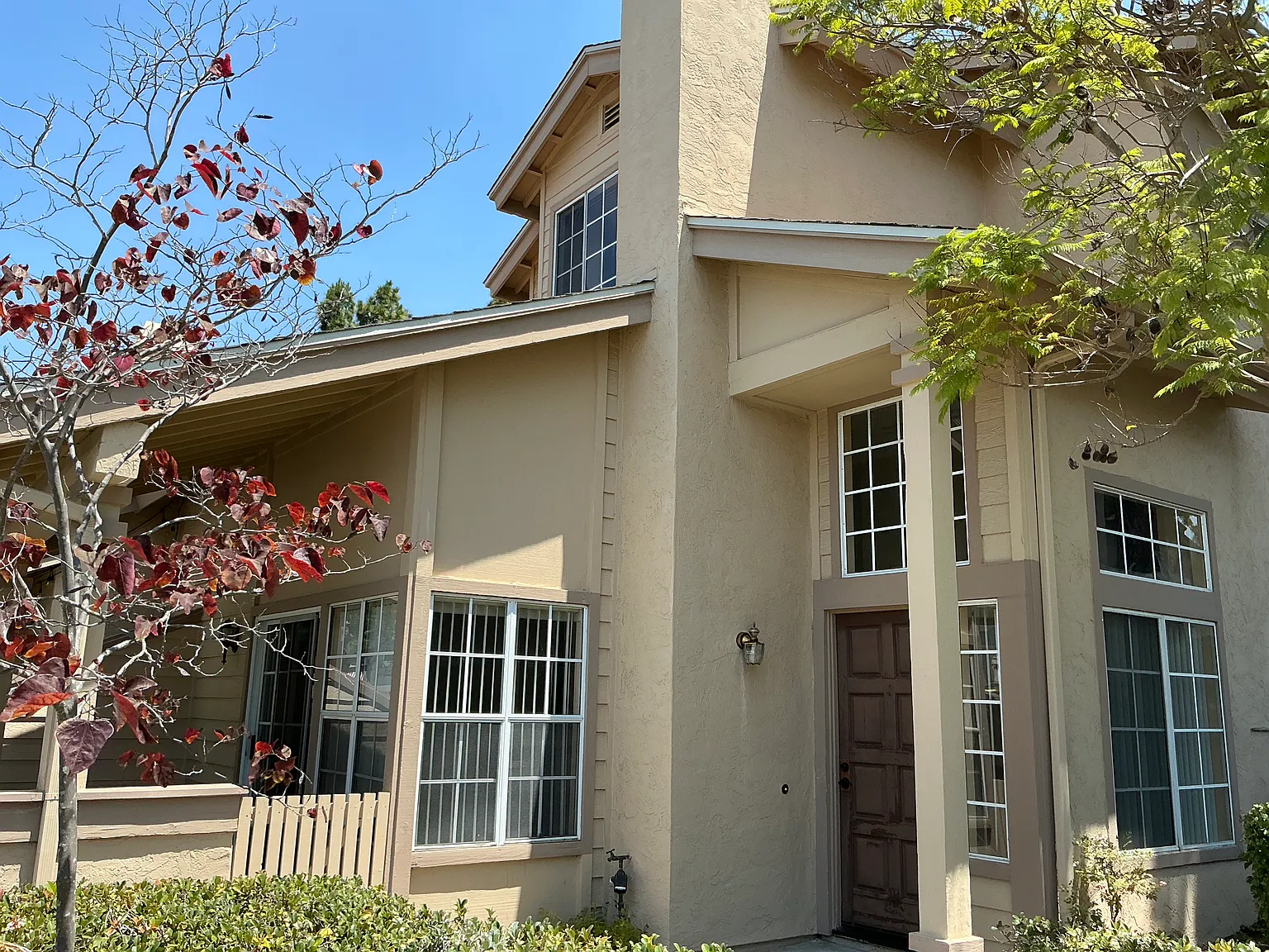 3 bed, 2.5 bath, 1533 sqft, $3,800 — Photo 2