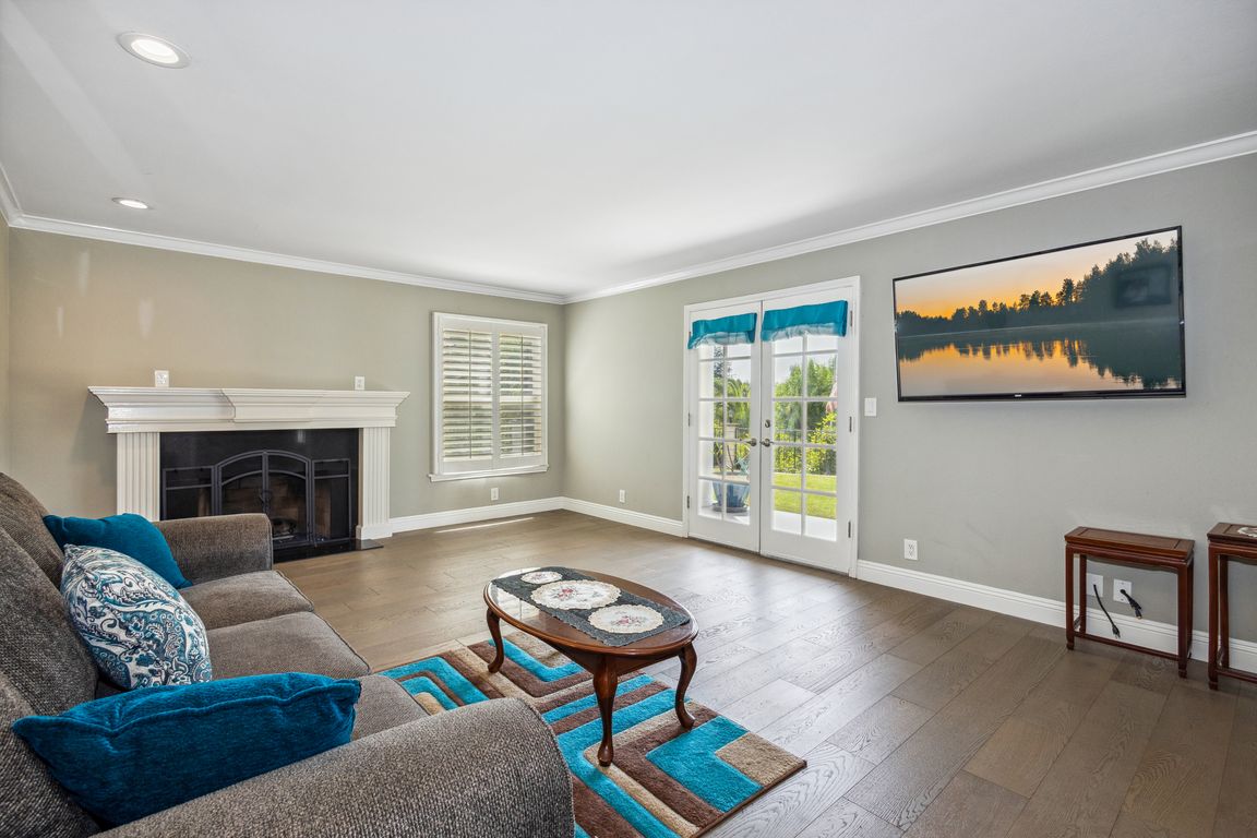 next background image