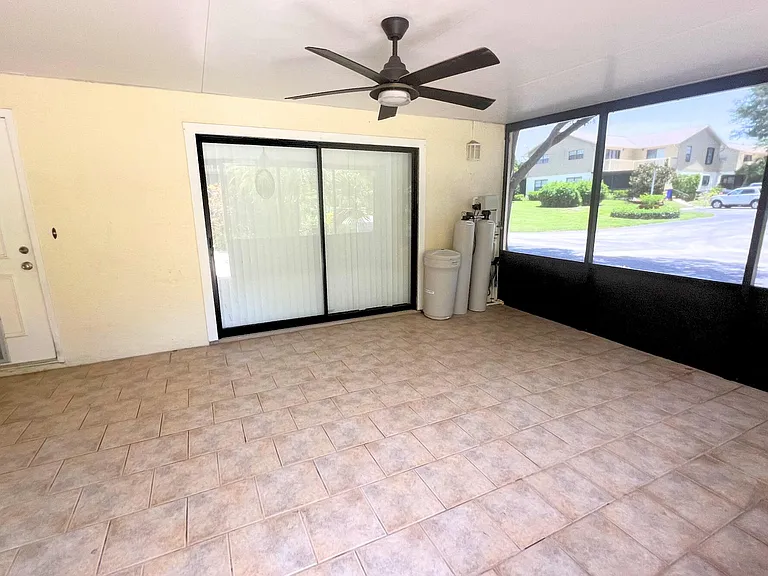 7382 SE Jamestown Ter — Photo 26