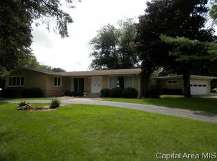 3290 Oxford Ln, Galesburg, IL 61401