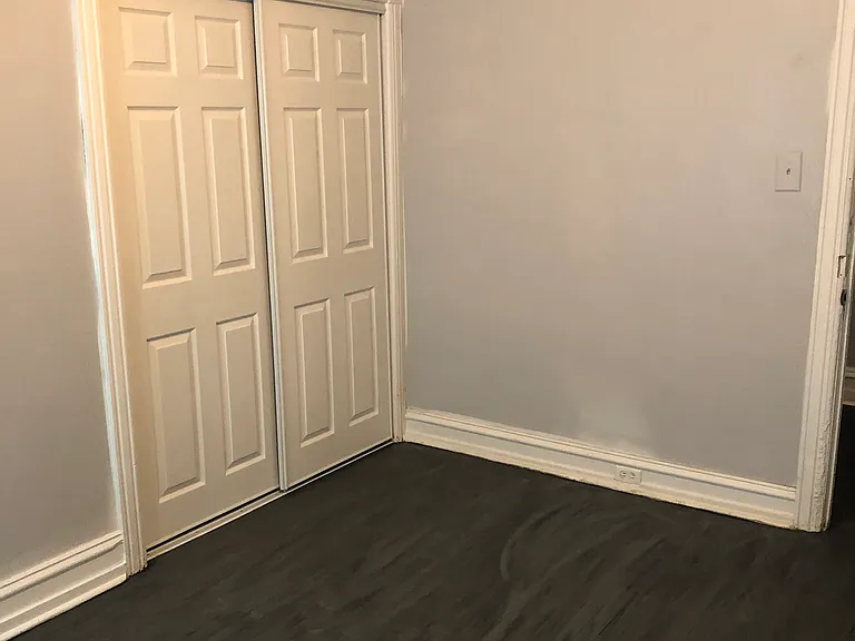 410 Jefferson Ave #2 — Photo 6