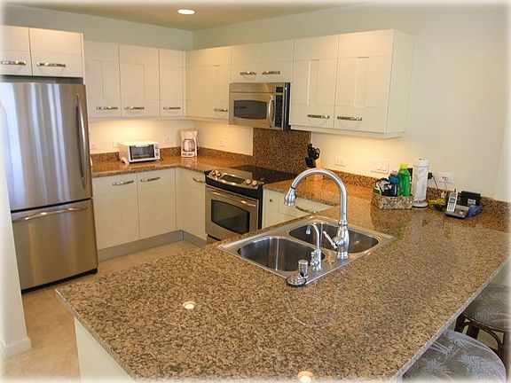 3rd image of 78-6833 Alii Dr APT A1