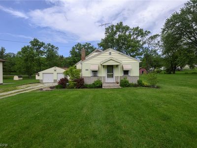 5185 Richville Dr SW, Navarre, OH, 44662
