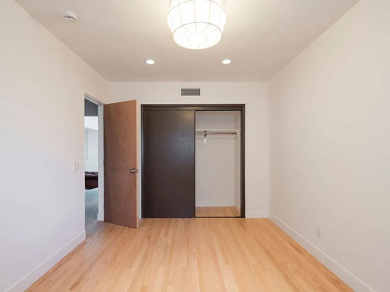 830 Tularosa Dr #2 — Photo 16