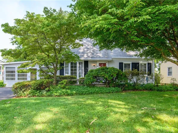 2859 W South St, Allentown, PA 18103