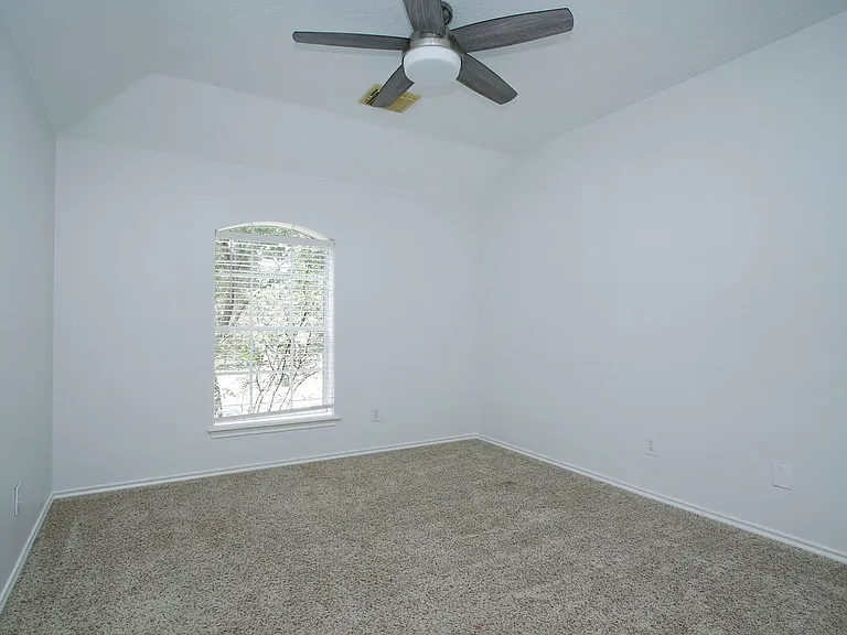 10314 Cliff Haven Ct — Photo 31