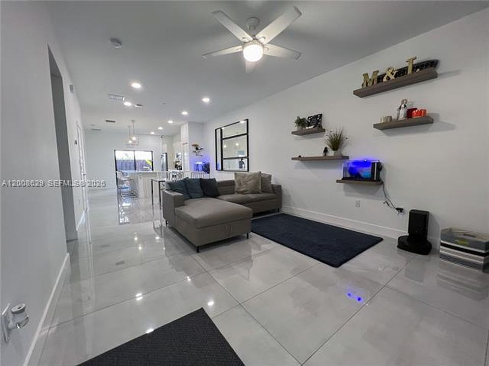 1st image of 7825 NW 104th Ave APT 3