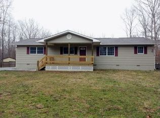 1020 Redwing Dr, Crossville, TN 38572