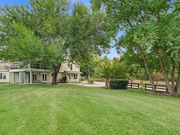 5th image of 47 Lakeview Vlg