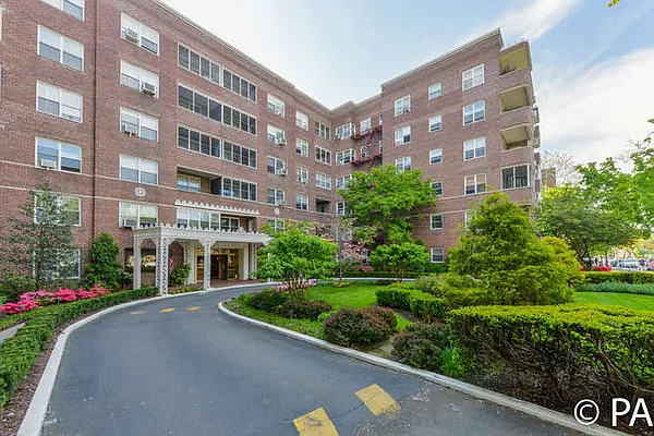 Sold by Benjamin Realty Since 1980 | media 16