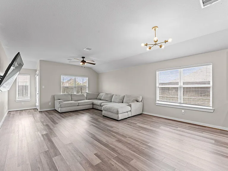 31502 Kailua Dr — Photo 3