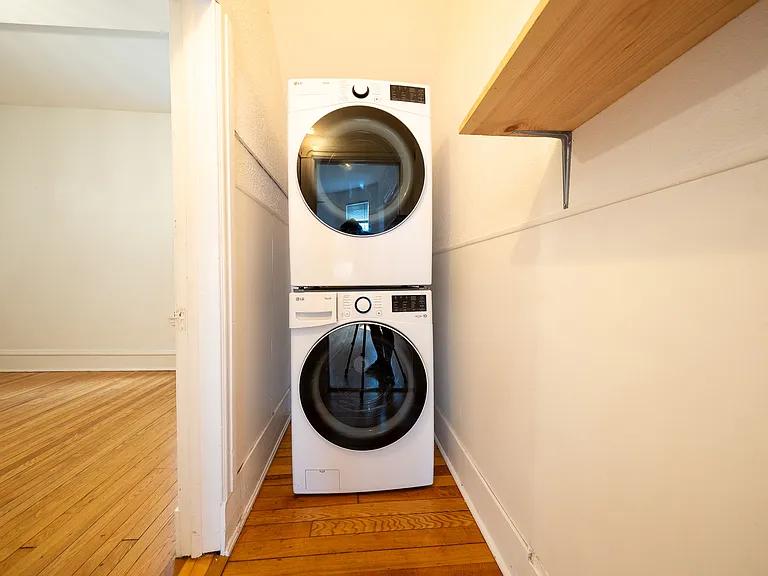 2224 26th Ave S #1 — Photo 9