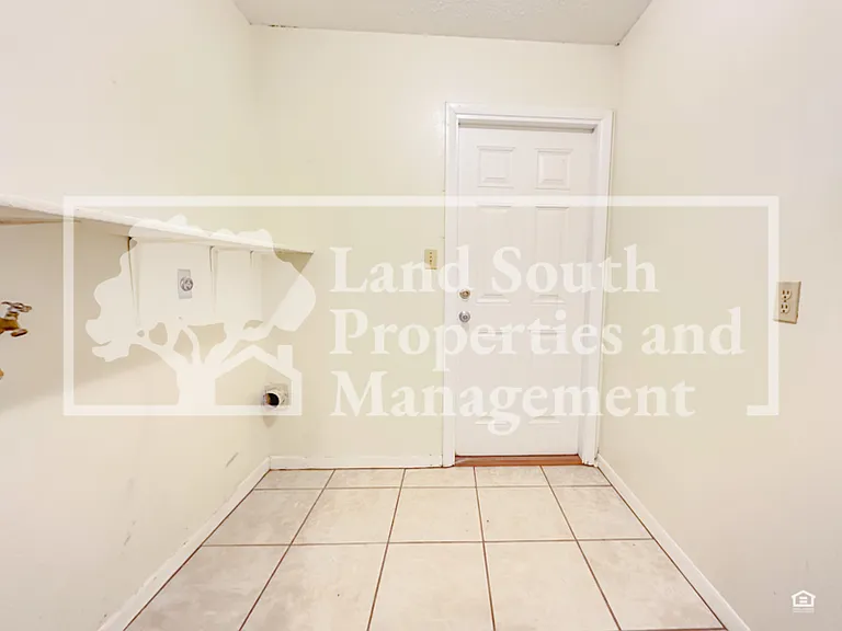 1707 King Ave #1701A-1707B — Photo 8