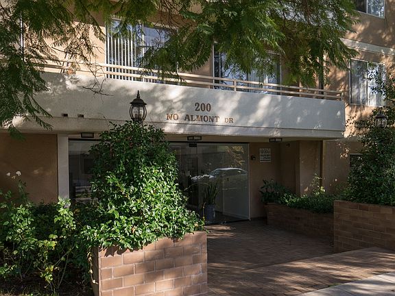 5th image of 200 N Almont Dr #0