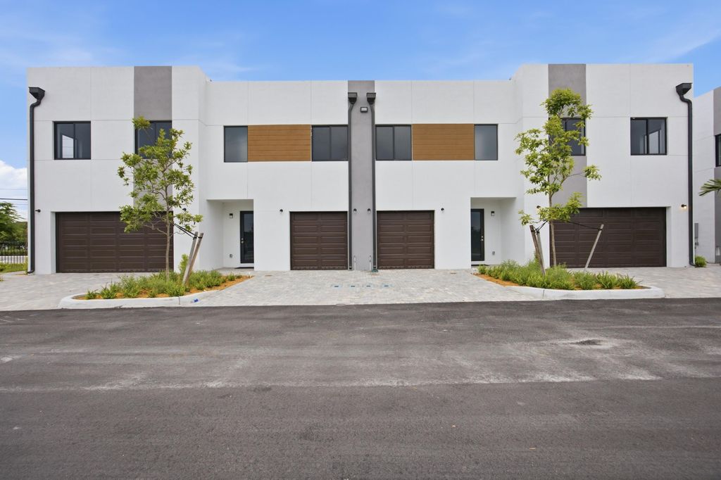 1546 NW 1st Avenue, Pompano Beach