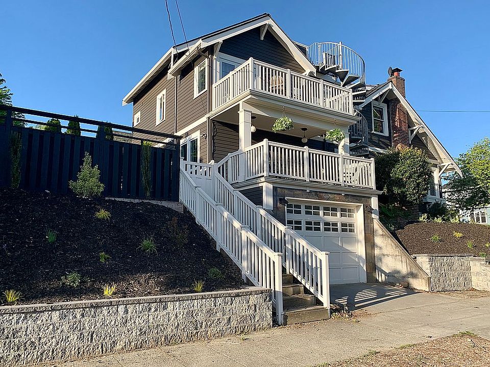 2nd image of 3702 Walnut Ave SW