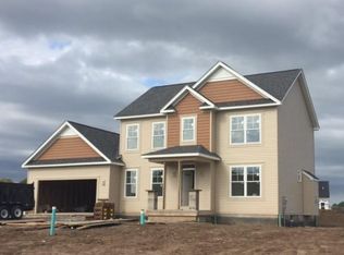 5978 Chelsea Pl, Farmington, NY 14425