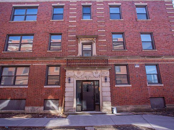 3rd image of 7505 S Yates Blvd APT 1