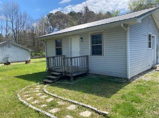 136 Honey Bee Way, Rocky Face, GA 30740